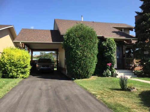 3412 Temple Road Ne, Calgary, AB - Outdoor