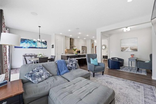 224 Auburn Glen Close Se, Calgary, AB - Indoor Photo Showing Living Room