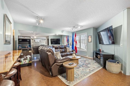 390 Cove Road, Chestermere, AB - Indoor Photo Showing Living Room