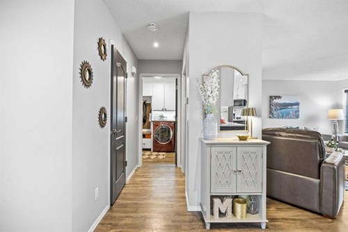 390 Cove Road, Chestermere, AB - Indoor