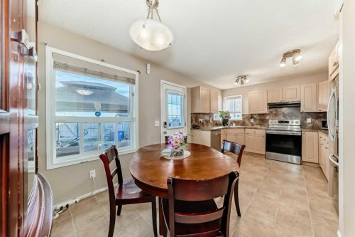 79 Saddlebrook Common Ne, Calgary, AB - Indoor Photo Showing Dining Room