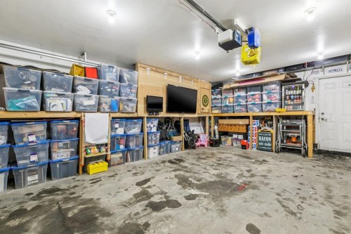 107 Sunbank Way Se, Calgary, AB - Indoor Photo Showing Other Room