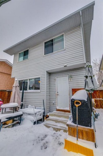 107 Sunbank Way Se, Calgary, AB - Outdoor With Exterior