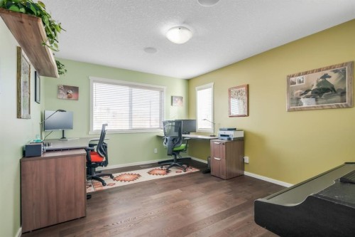 12 Sunrise View, Cochrane, AB - Indoor Photo Showing Office