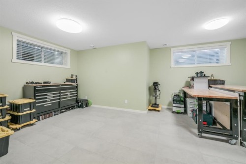 12 Sunrise View, Cochrane, AB - Indoor