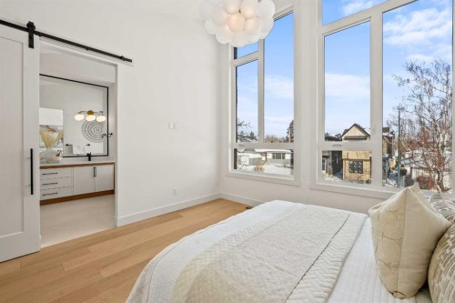 2421 25 Avenue Nw, Calgary, AB - Indoor Photo Showing Bedroom