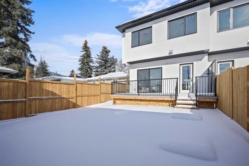 2421 25 Avenue Nw, Calgary, AB - Outdoor