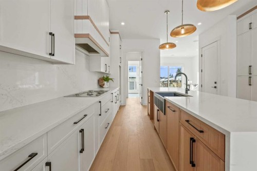 2421 25 Avenue Nw, Calgary, AB - Indoor Photo Showing Kitchen With Upgraded Kitchen