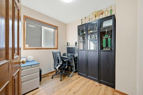 63 Coral Springs Green Ne, Calgary, AB - Indoor Photo Showing Office