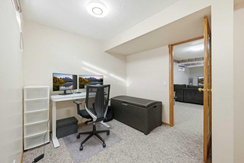 63 Coral Springs Green Ne, Calgary, AB - Indoor Photo Showing Other Room