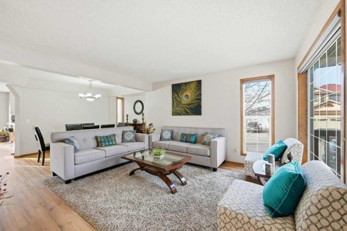 63 Coral Springs Green Ne, Calgary, AB - Indoor Photo Showing Living Room
