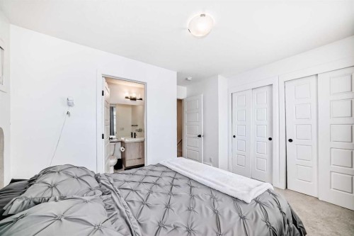 76 Walgrove Common Se, Calgary, AB - Indoor Photo Showing Bedroom