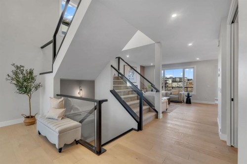 28 Spring Creek Point Sw, Calgary, AB - Indoor Photo Showing Other Room