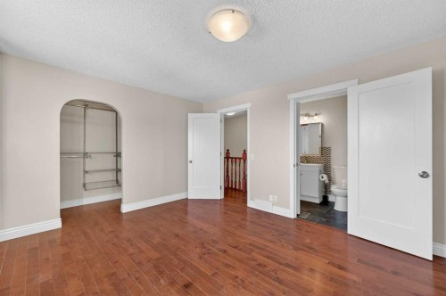 132 Erin Grove Close Se, Calgary, AB - Indoor Photo Showing Other Room