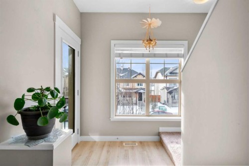 603-32 Horseshoe Crescent, Cochrane, AB - Indoor Photo Showing Other Room