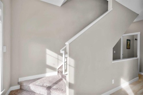 603-32 Horseshoe Crescent, Cochrane, AB - Indoor Photo Showing Other Room