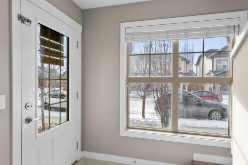 603-32 Horseshoe Crescent, Cochrane, AB - Indoor Photo Showing Other Room