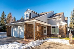 9-275 Woodridge Drive SW Calgary, AB T2W 3S2