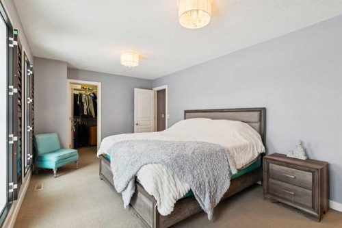 231 Prestwick Point Se, Calgary, AB - Indoor Photo Showing Bedroom