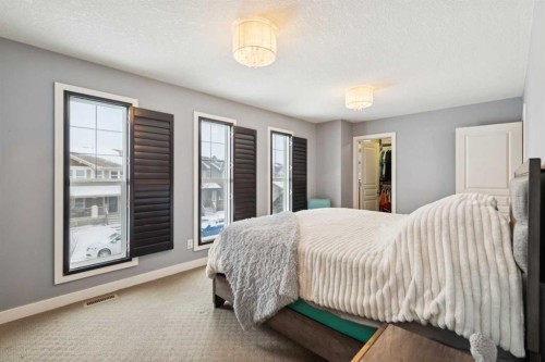 231 Prestwick Point Se, Calgary, AB - Indoor Photo Showing Bedroom