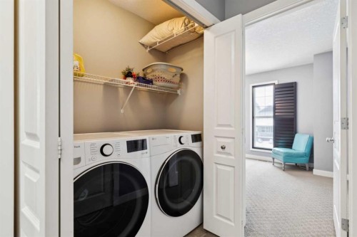 231 Prestwick Point Se, Calgary, AB - Indoor Photo Showing Laundry Room