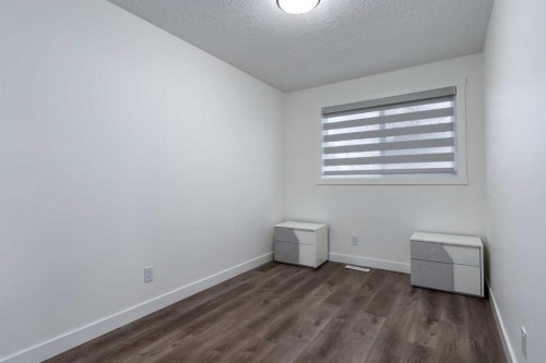 6163 Penworth Road Se, Calgary, AB - Indoor Photo Showing Other Room