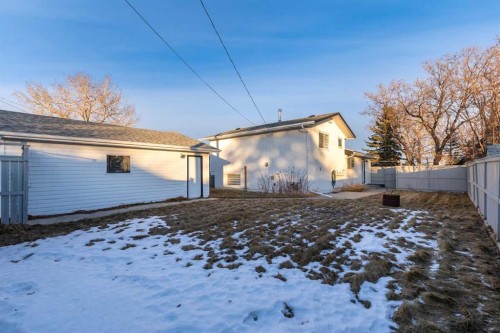 6163 Penworth Road Se, Calgary, AB - Outdoor