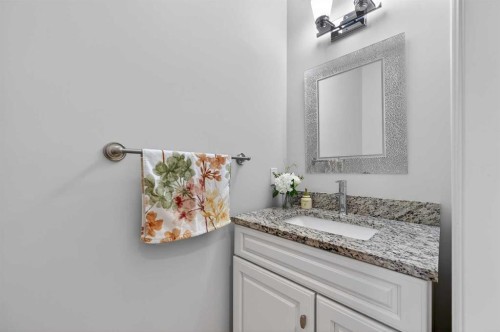 182 Cranarch Place Se, Calgary, AB - Indoor Photo Showing Bathroom