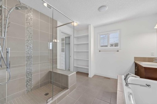 182 Cranarch Place Se, Calgary, AB - Indoor Photo Showing Bathroom