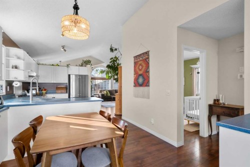 268 Mt Aberdeen Close Se, Calgary, AB - Indoor Photo Showing Dining Room