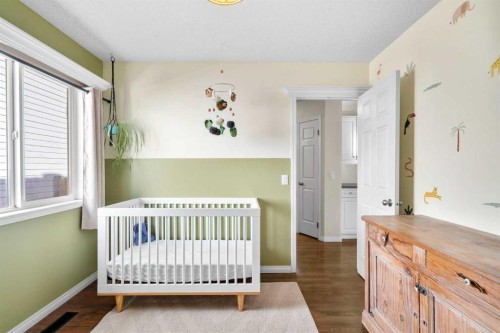 268 Mt Aberdeen Close Se, Calgary, AB - Indoor Photo Showing Bedroom