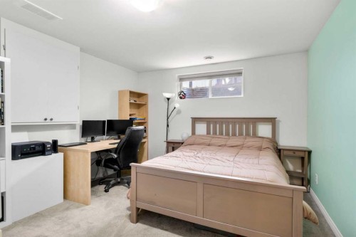268 Mt Aberdeen Close Se, Calgary, AB - Indoor Photo Showing Bedroom