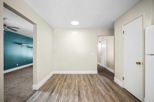 1007 Hunterston Place Nw, Calgary, AB - Indoor Photo Showing Other Room