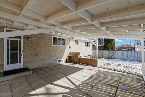 1007 Hunterston Place Nw, Calgary, AB - Outdoor With Exterior