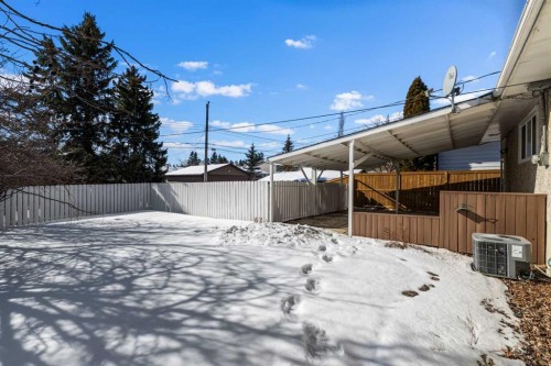 1007 Hunterston Place Nw, Calgary, AB - Outdoor