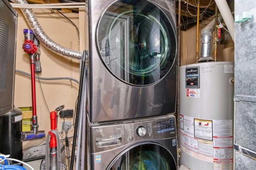 79 Templehill Drive Ne, Calgary, AB - Indoor Photo Showing Laundry Room