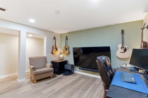 79 Templehill Drive Ne, Calgary, AB - Indoor