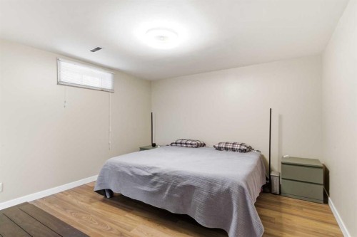 79 Templehill Drive Ne, Calgary, AB - Indoor Photo Showing Bedroom