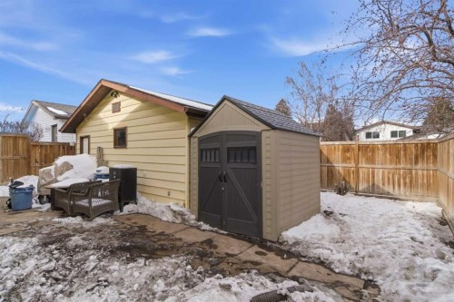 79 Templehill Drive Ne, Calgary, AB - Outdoor With Exterior