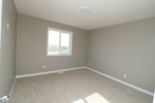 447 Henricks Drive, Irricana, AB 