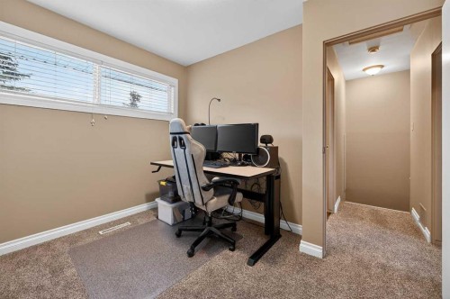 353 Regal Park Ne, Calgary, AB - Indoor Photo Showing Office