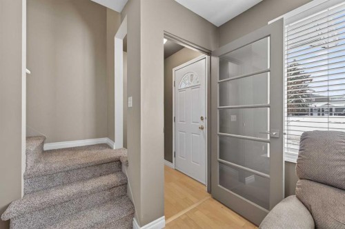 353 Regal Park Ne, Calgary, AB - Indoor Photo Showing Other Room