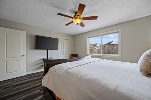 169 Panamount Green Nw, Calgary, AB - Indoor Photo Showing Bedroom