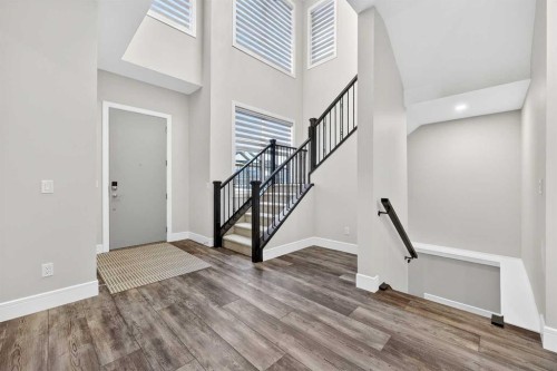 95 Rock Lake View Nw, Calgary, AB - Indoor Photo Showing Other Room