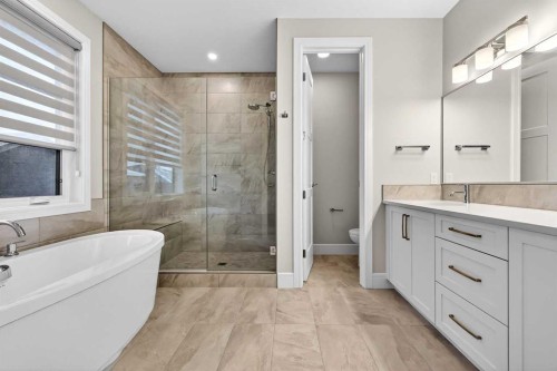 95 Rock Lake View Nw, Calgary, AB - Indoor Photo Showing Bathroom