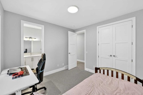 95 Rock Lake View Nw, Calgary, AB - Indoor Photo Showing Bedroom