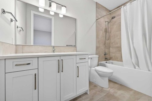 95 Rock Lake View Nw, Calgary, AB - Indoor Photo Showing Bathroom