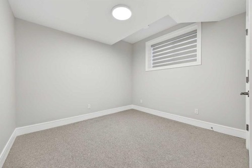 95 Rock Lake View Nw, Calgary, AB - Indoor Photo Showing Other Room
