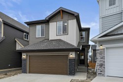 86 Versant Rise SW Calgary, AB T2Y 0Z1