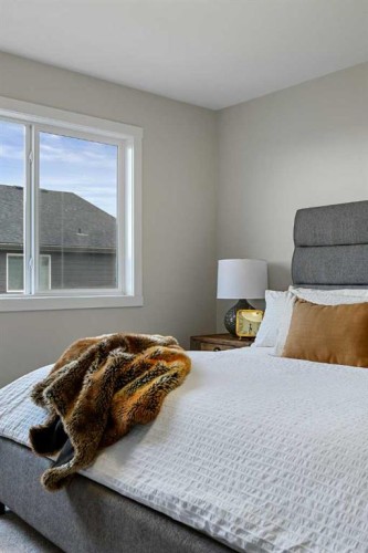 86 Versant Rise Sw, Calgary, AB - Indoor Photo Showing Bedroom